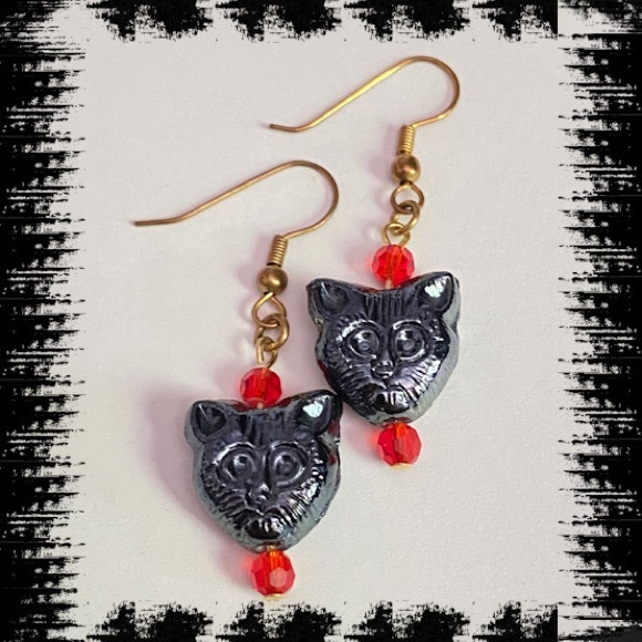 Hand Crafted Black Cat Dangle Earrings Steel Gray Kitty Kitten Halloween - Picture 4 of 6